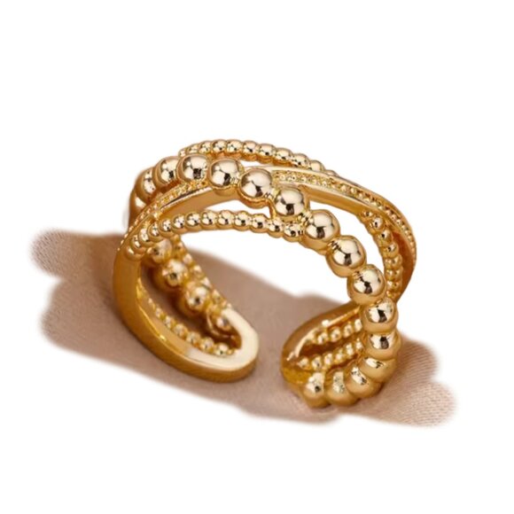 Lot of 6 New Stack Hot Fashion 18K Gold Plated Rings - Picture 5 of 7